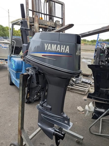 Yamaha Pre Owned Yamaha 40HP Long Shaft Outboard Motor thumbnail 5