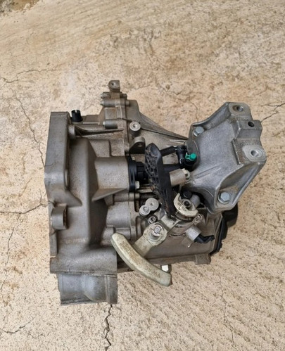 Volkswagen Polo tsi 0.1 Gearbox thumbnail 2