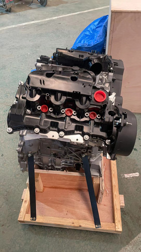 Land Rover 306DT 3.0L V6 TDV6 Twin-Turbo Diesel Complete Engine Assembly thumbnail 4