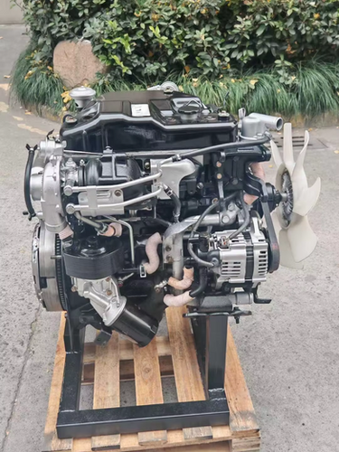 Isuzu 4JH1 3.0L Turbo Diesel Engine Assembly — photo 1