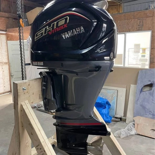 Yamaha Pre- Owned VMAX SHO 250 4 stroke Outboard Motor thumbnail 2
