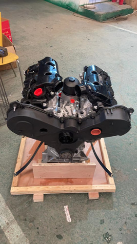 Land Rover 306DT 3.0L V6 TDV6 Twin-Turbo Diesel Complete Engine Assembly — photo 1