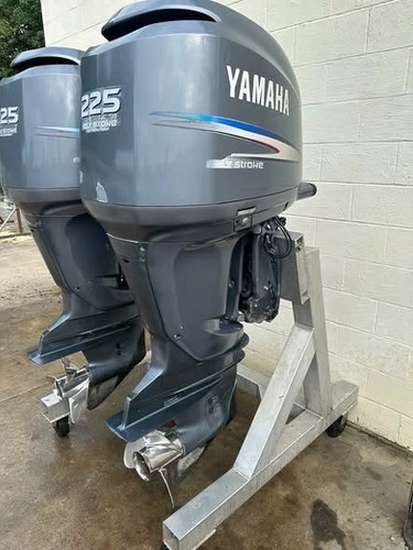 Yamaha Pre-owned LF225TXRA 4  Outboard Motor thumbnail 2