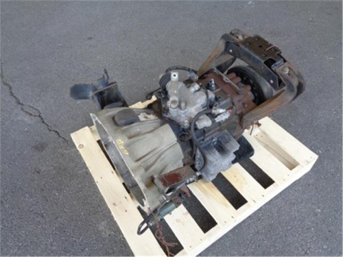 JDM TOYOTA RZU300 Genuine Transmission P31400-22008570 for Dyna thumbnail 3