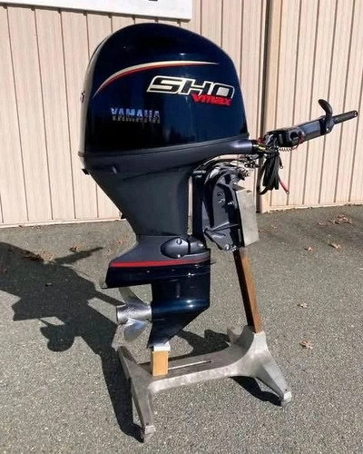 Yamaha Pre-owned 115hp V Max SHO  Outboard Motor thumbnail 4