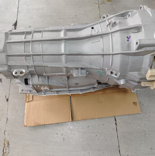 Ford 6R80 6-Speed Automatic Transmission Gearbox Assembly — photo 1
