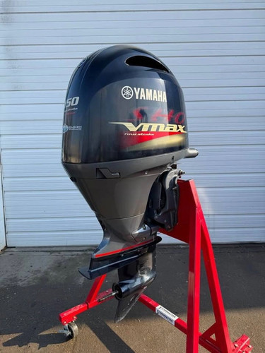 Yamaha Pre - Owned 150HP VMAX SHO 4 Stroke Outboard Motor thumbnail 2