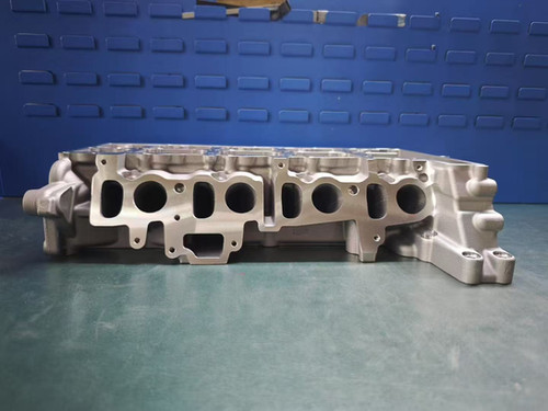 BMW N47D20C Complete Cylinder Head Assembly with Valves thumbnail 4