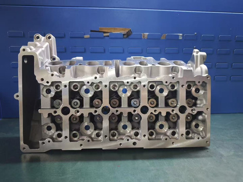 BMW N47D20C Complete Cylinder Head Assembly with Valves — photo 1