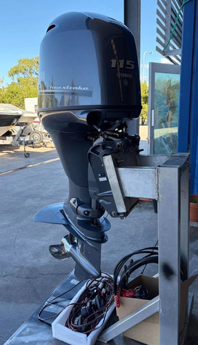 Yamaha Pre-owned  F115 4-Stroke Outboard Motor thumbnail 2