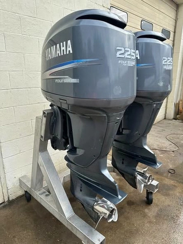 Yamaha Pre-owned LF225TXRA 4  Outboard Motor thumbnail 3