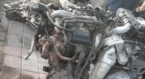 2010 10 NISSAN NAVARA PATHFINDER ZD30 3.0L TURBO DIESEL ENGINE MOTOR COMPLETE thumbnail 3