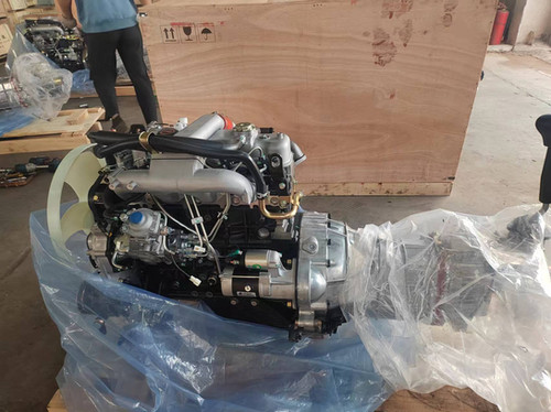 Isuzu 4JB1 2.8L Complete Diesel Engine & 5-Speed Manual Gearbox thumbnail 5